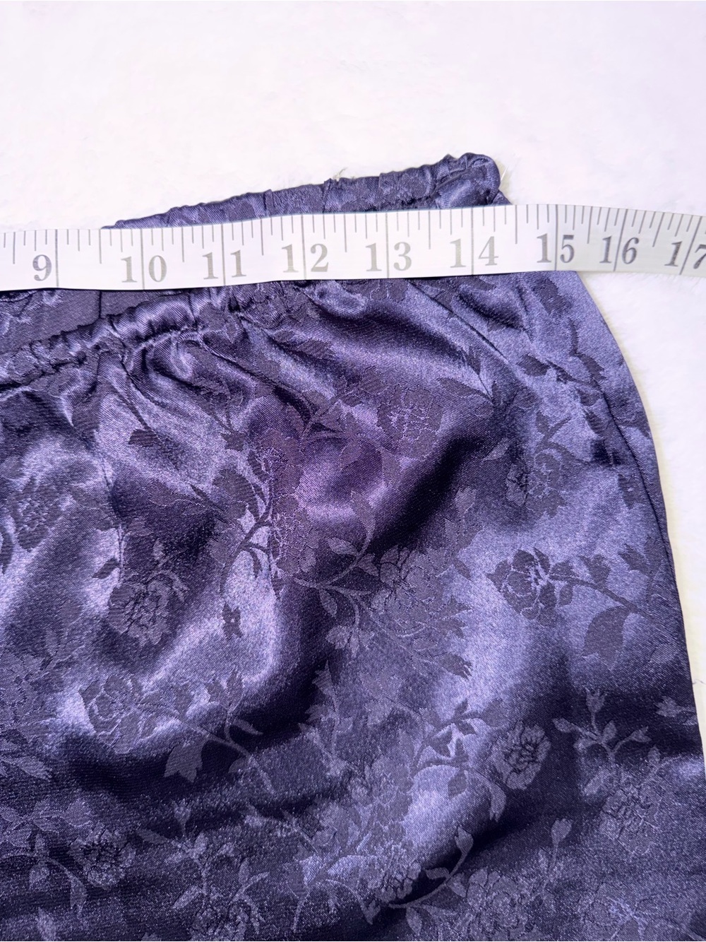 Vintage Victoria’s Secret Navy Satin Floral Damask Pajama Set - Picture 8 of 9